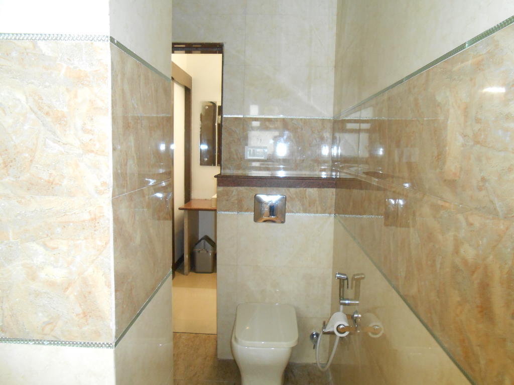 Karan Hotel 3*