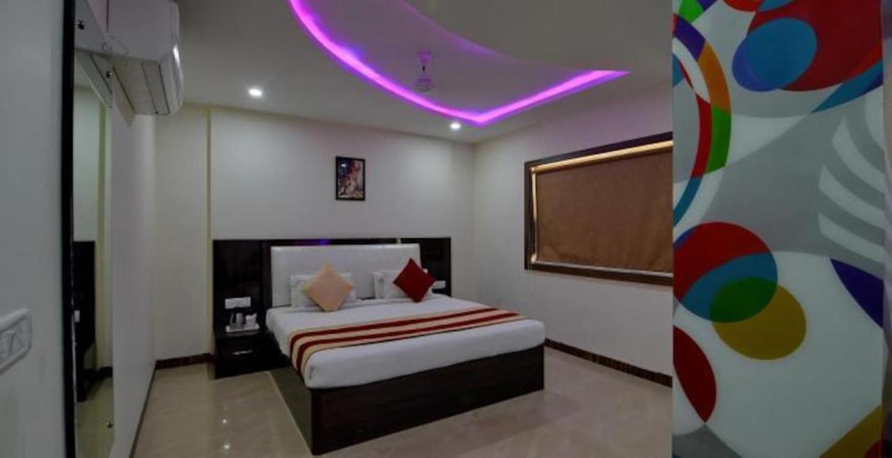 Hotel Karan 3*