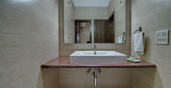 Hotel Karan 3*